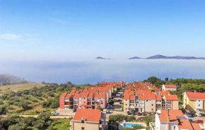 Awesome Apartment In Biograd With Kitchen